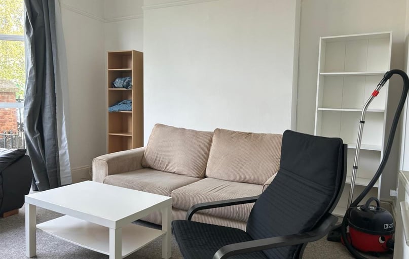 Napier Terrace, Flat 1, Mutley, Plymouth - Image 1